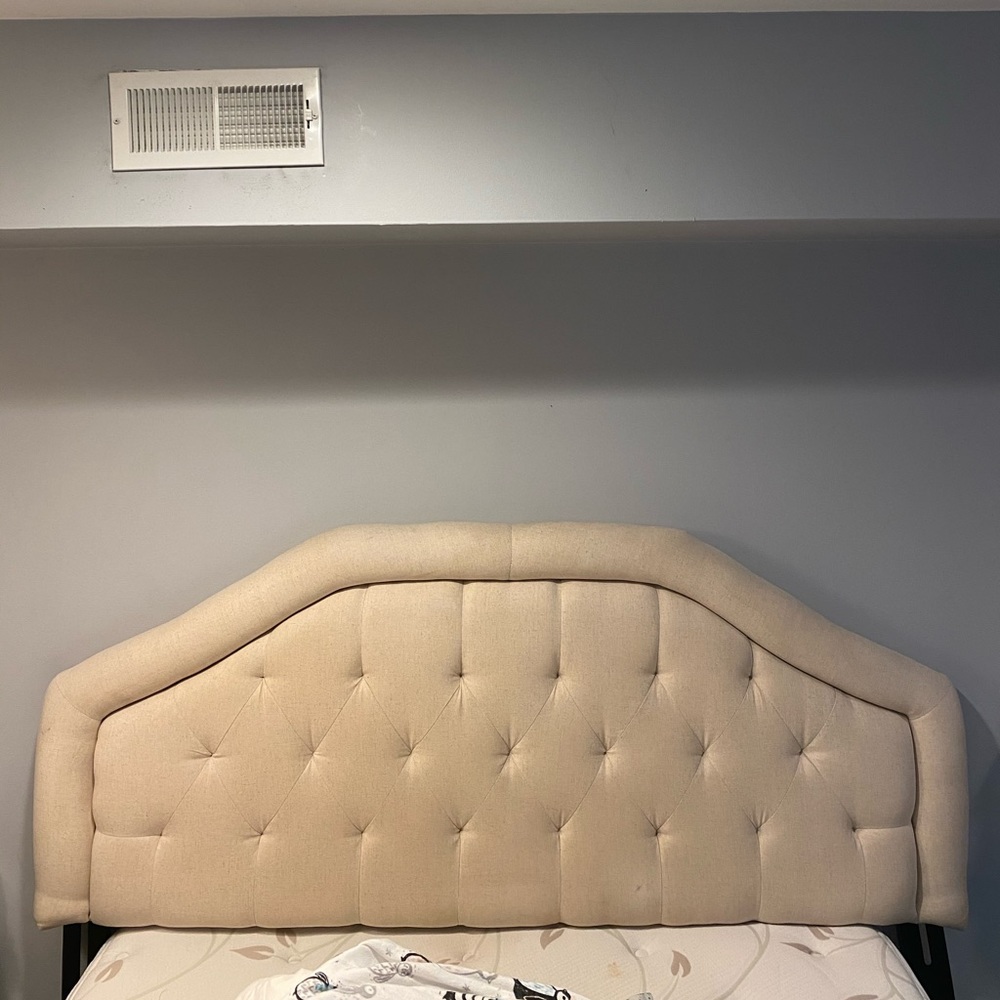 Queen size head board